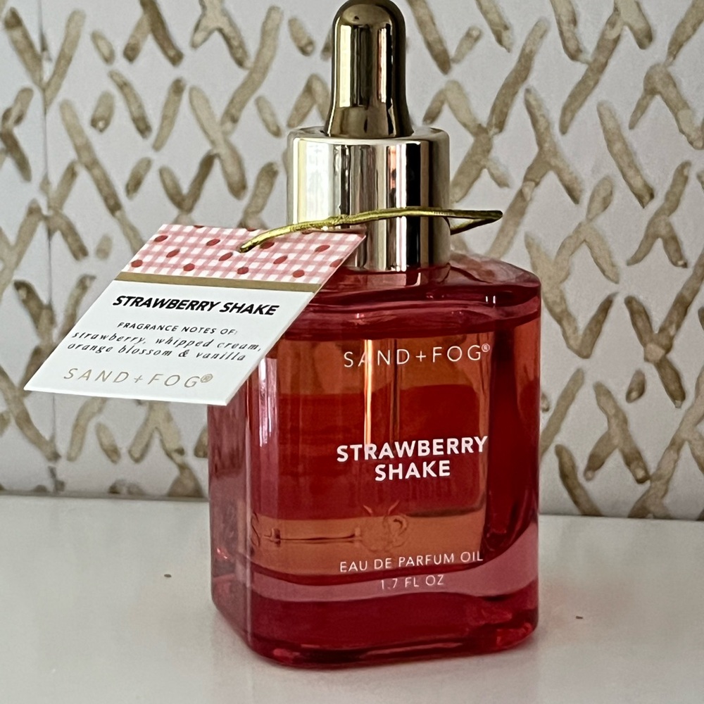 SAND + FOG STRAWBERRY SHAKE PERFUME OIL DROPPER - 1.7 OZ - NEW
